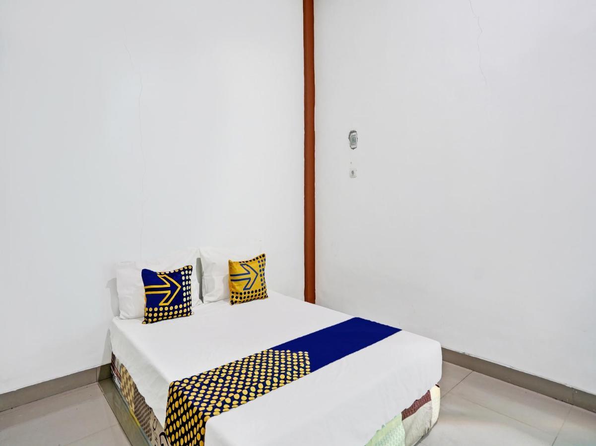 فندق Oyo 92006 Kost Sejahtera Syariah سيدوارجو المظهر الخارجي الصورة