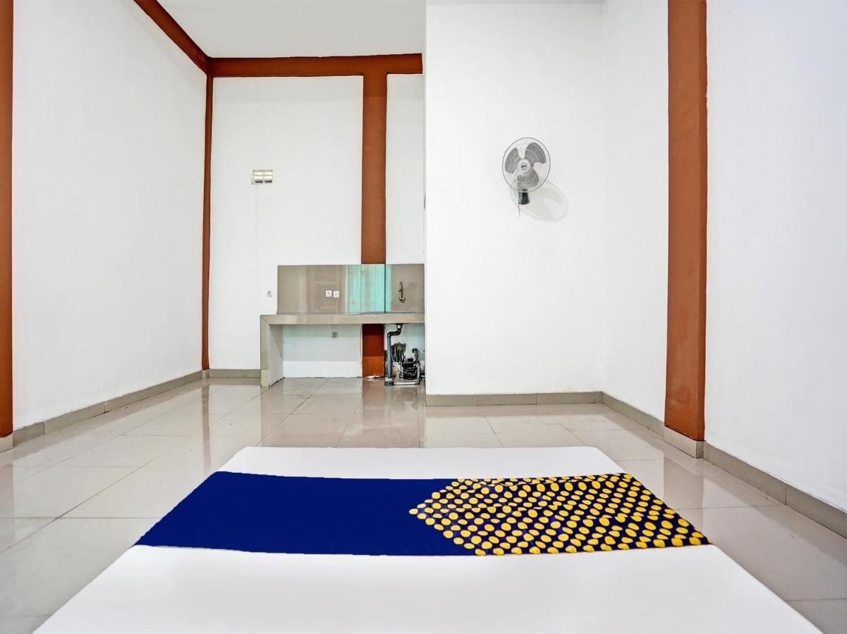 فندق Oyo 92006 Kost Sejahtera Syariah سيدوارجو المظهر الخارجي الصورة