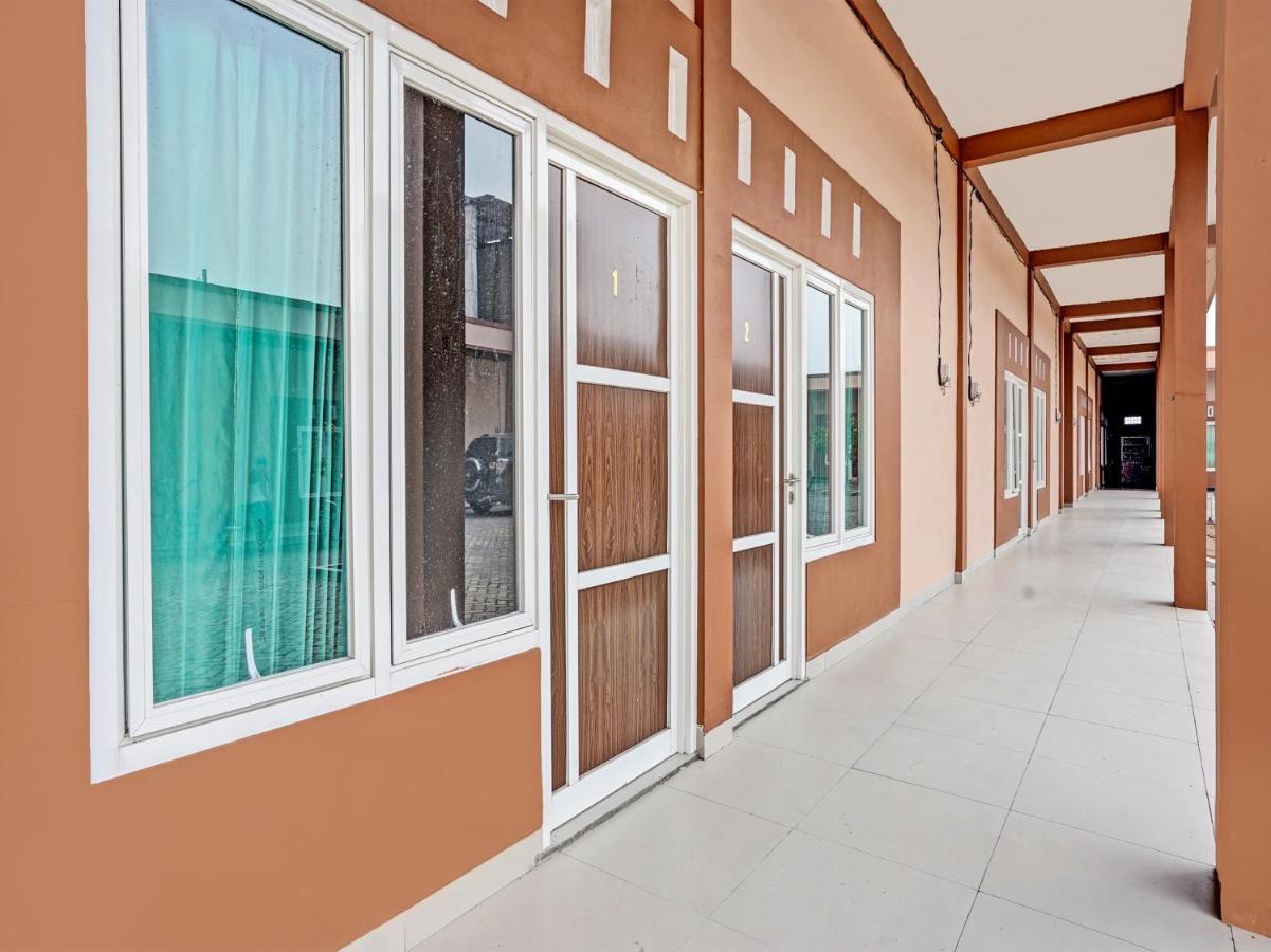 فندق Oyo 92006 Kost Sejahtera Syariah سيدوارجو المظهر الخارجي الصورة